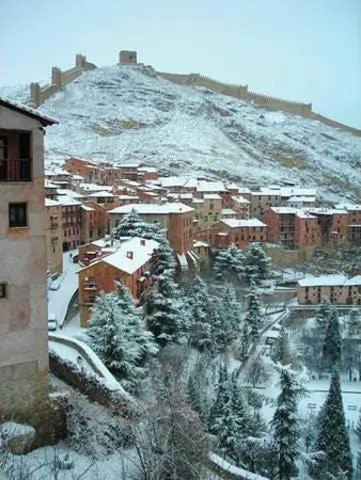 Portal De Molina 2 - Piso Acogedor En El Casco Historico De Albarracin Apartment ภายนอก รูปภาพ