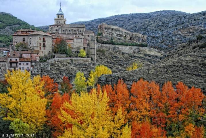Portal De Molina 2 - Piso Acogedor En El Casco Historico De Albarracin Apartment ภายนอก รูปภาพ